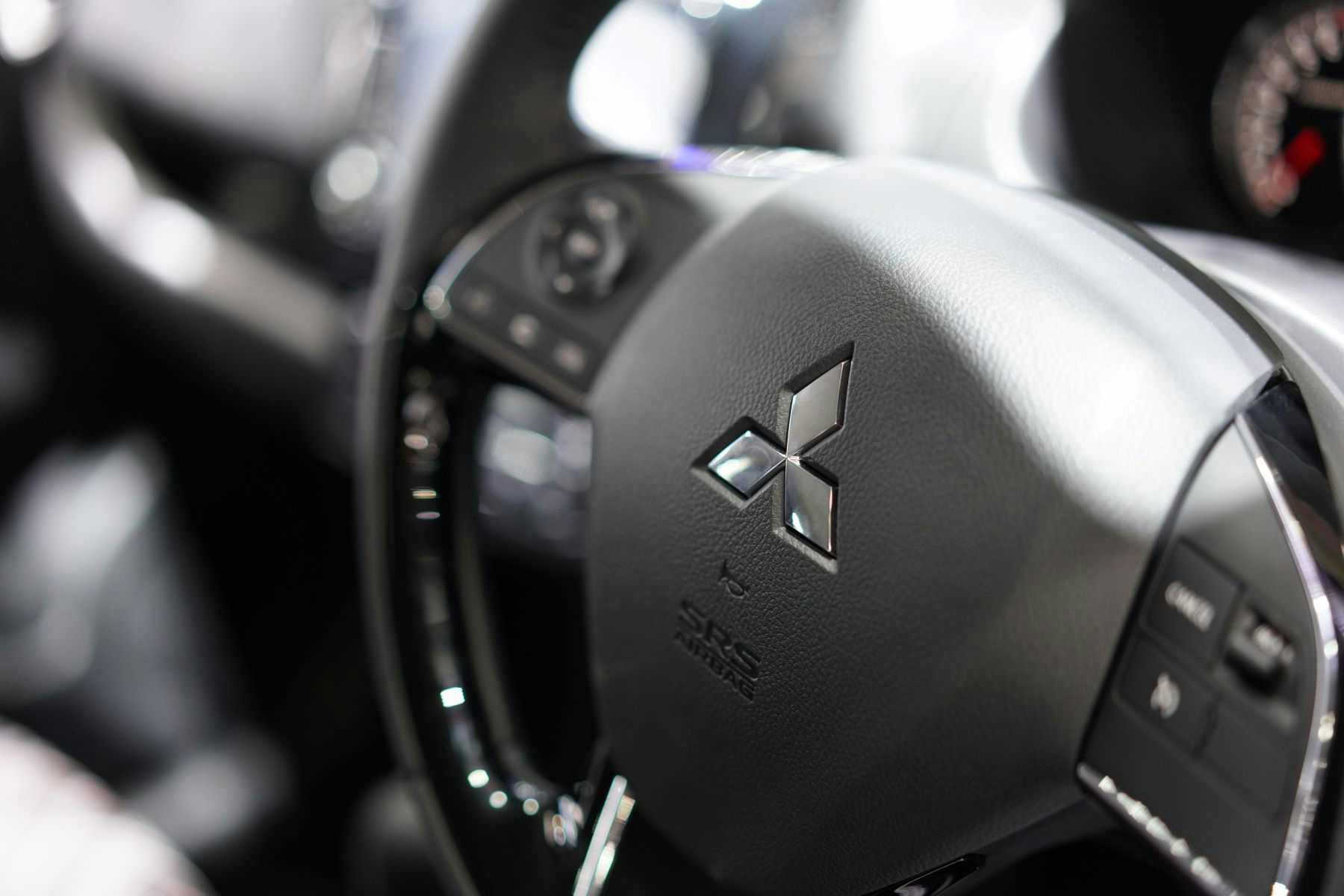 Mitsubishi Car Steering Wheel