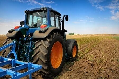 Tractor Manufacturer Fails to Warn of Danger During Maintenance Procedure