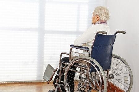 Nursing home expert witness advises on a case of medical malpractice involving a vulnerable resident