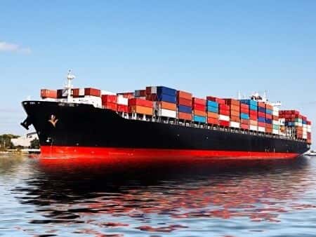 Unsafe Hatch on Container Ship Causes Serious Injuries
