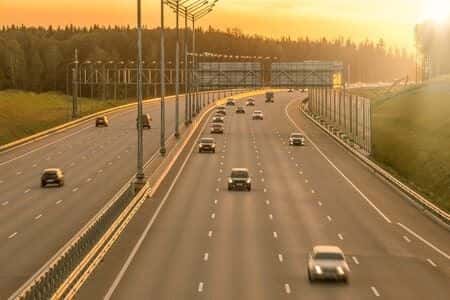 Automobile’s Defective Roof Header Leads to Head and Spinal Cord Injury