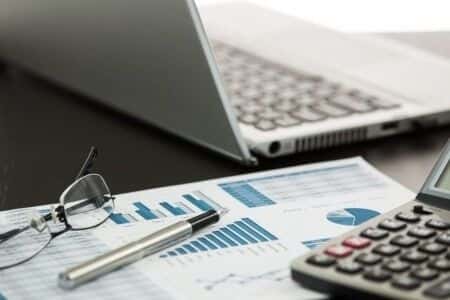 Financial Experts Opine on Diversifying Illiquid Trusts