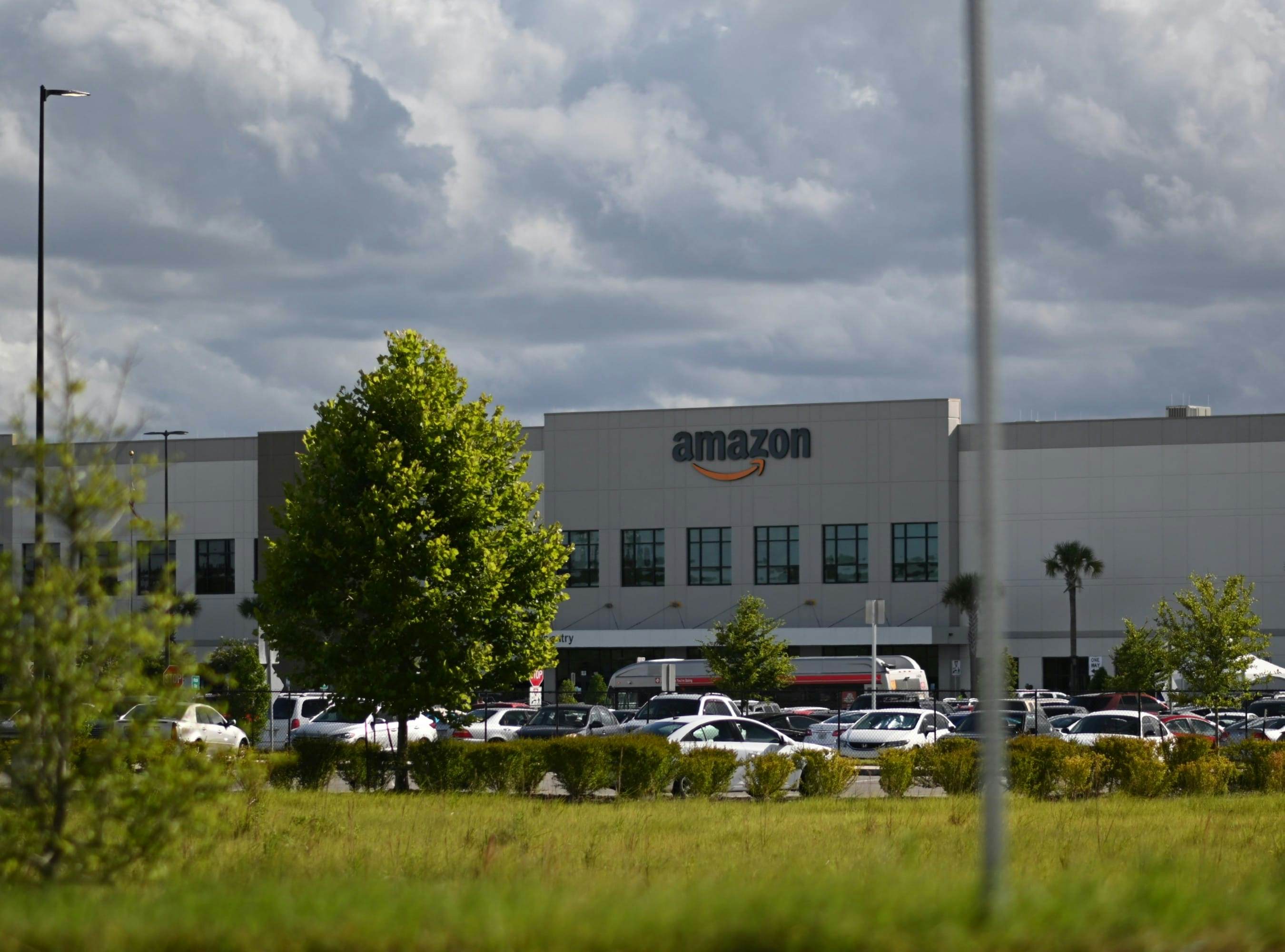 COVID-19 Safety Suit Against Amazon Dismissed in NY