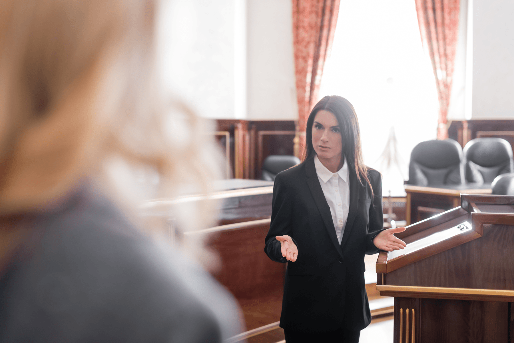 Attorney challenging expert witness in court