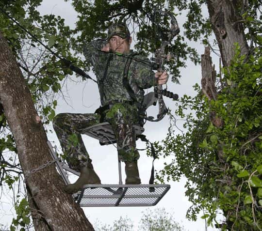 Metallurgy Expert Witness Advises on Tree Stand Failure that Results in Hunter’s 3-Story Fall