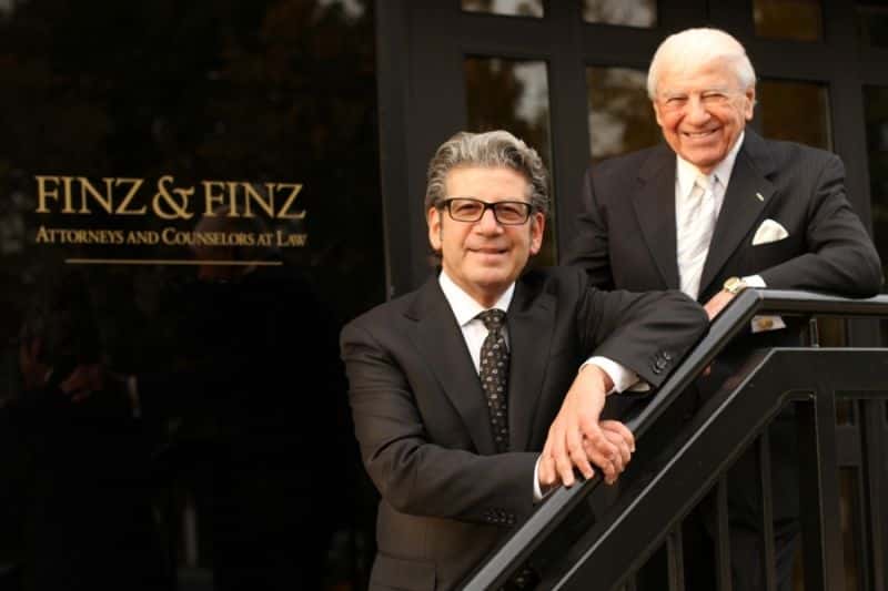 Finz & Finz Breaks Records with the Help of Stellar Experts