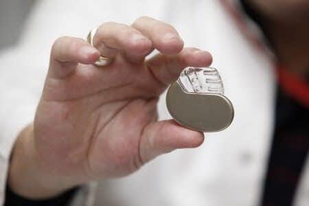 Patient is Killed During Pacemaker Removal Surgery