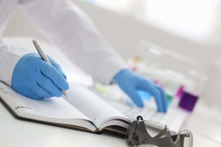 Pharmaceutical Patent Expert Opines on Commercial Licensing Dispute