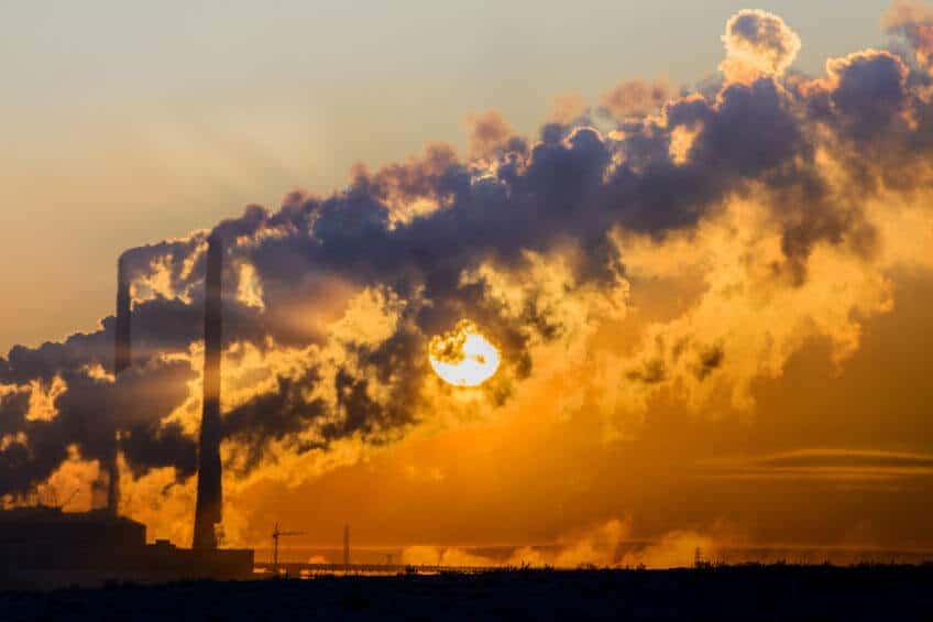 Experts Discuss Occupational Exposure to Toxins in Oil Refinery Workers