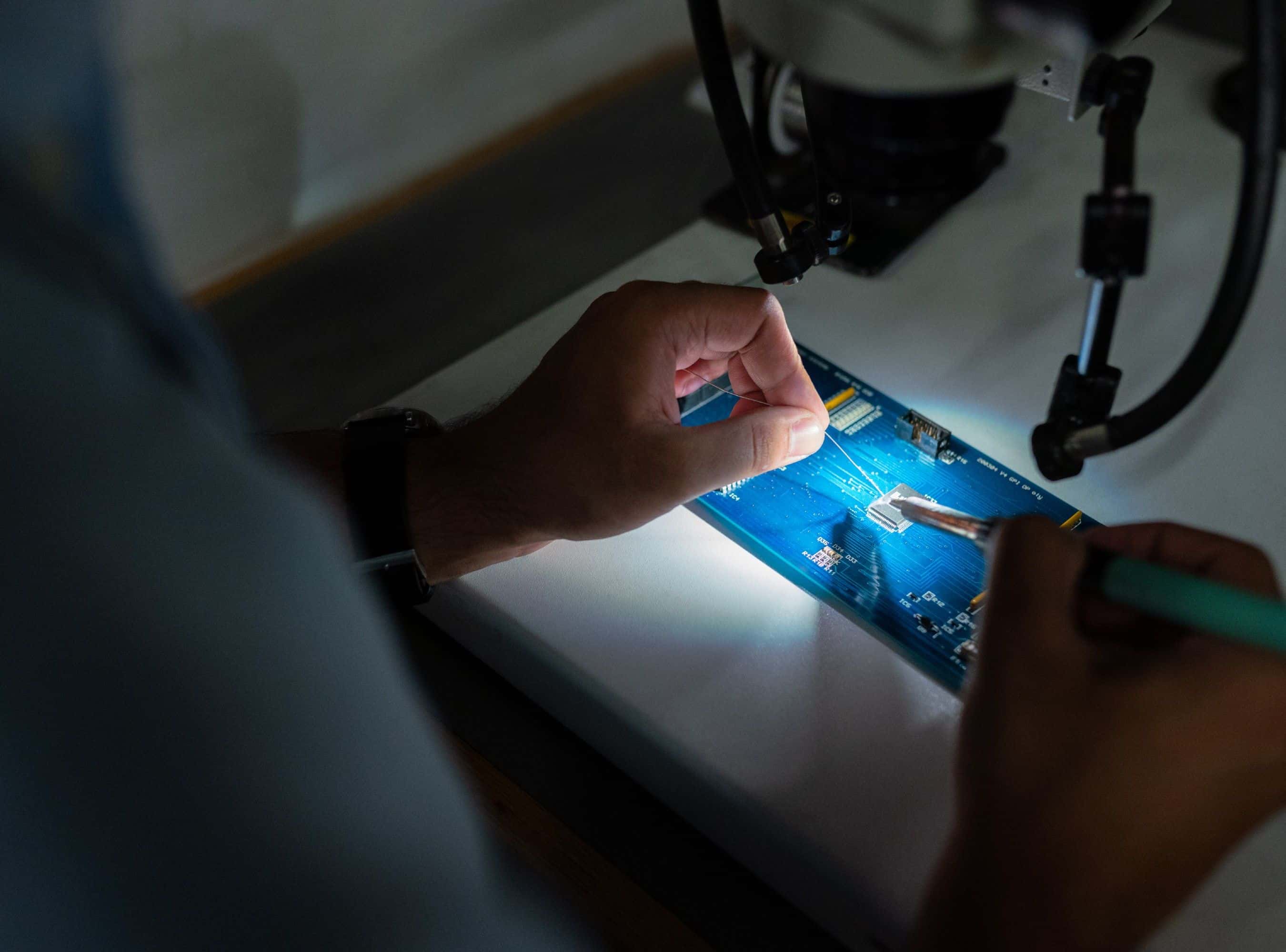 Court Finds Electrical Engineering Expert’s Testimony Speculative & Based on Personal Conjecture