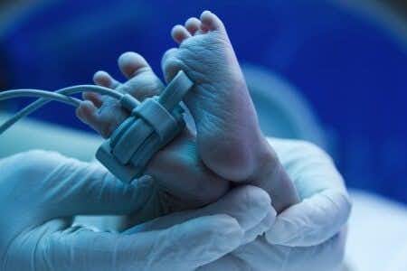 Pediatric Care Unit Sued Over Infant Care