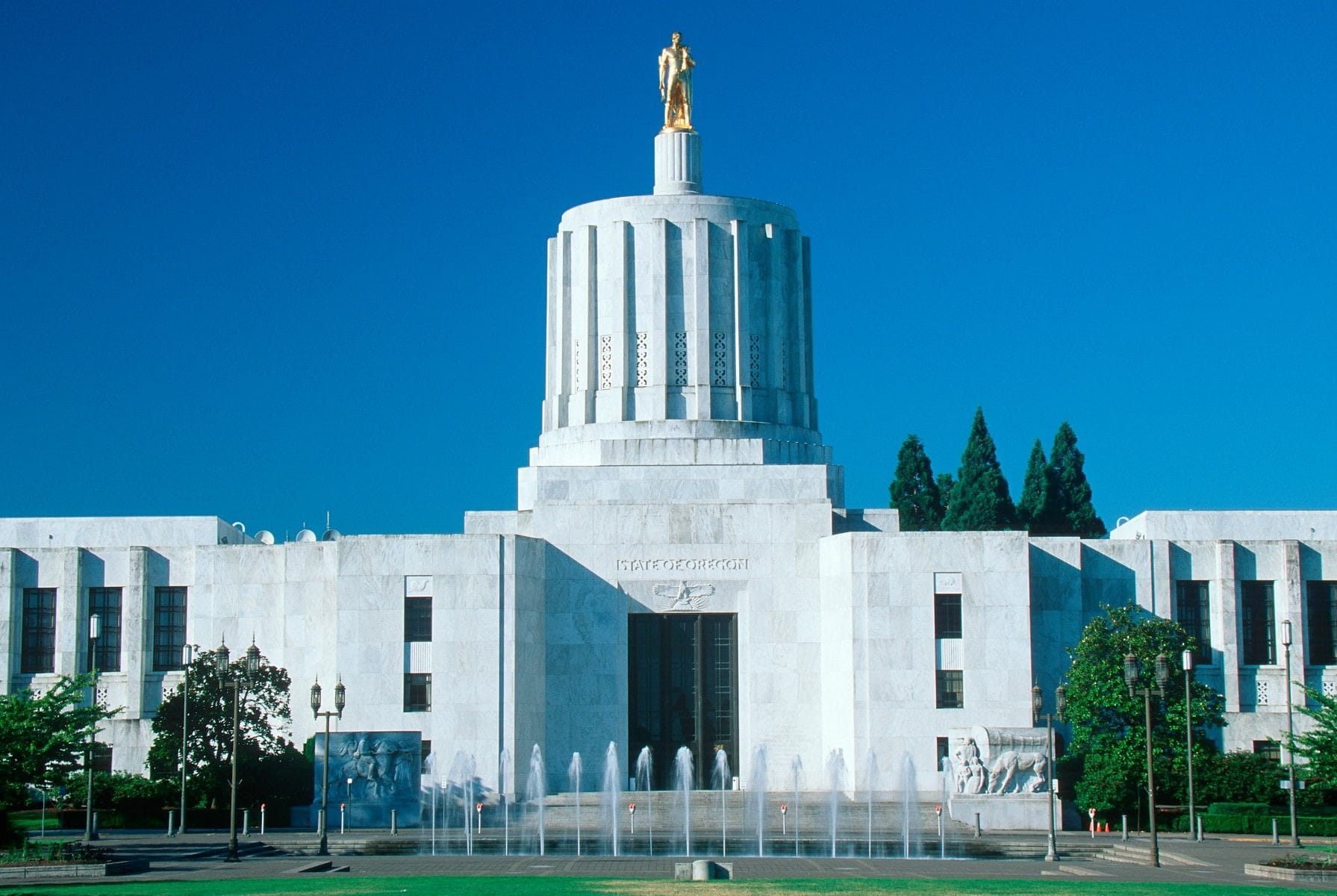Oregon State Capitol Building