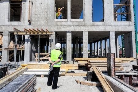 Construction expert witness advises on falling concrete that injured construction worker