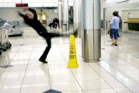 Mechanical engineering expert witness advises on retail slip and fall