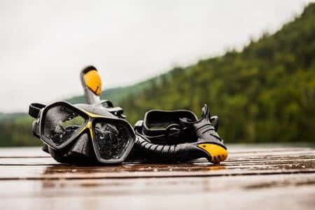 Commercial Diver Suffers Severe Infection Due to Untreated Wound