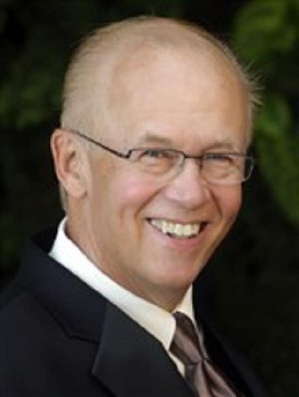 Daniel Lloyd Flugstad, MD